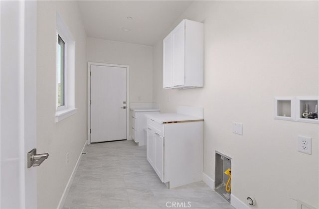 15192 Barbara, Apple Valley, CA 92307