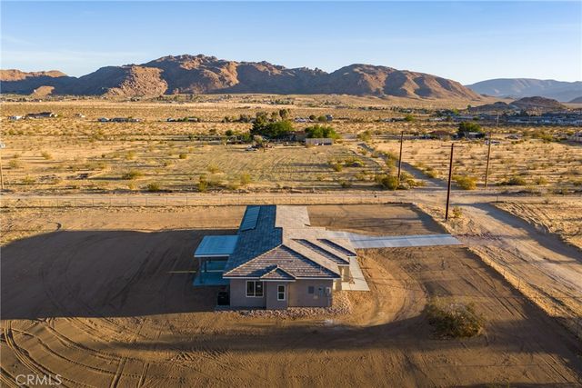 15192 Barbara, Apple Valley, CA 92307