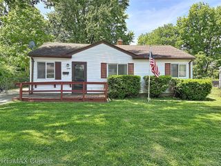 1203 Gilman Street, Garden City, MI 48135