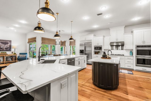 3290 Marlsgate, Conway, AR 72032