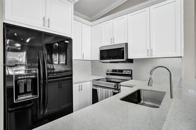 6405 SW 152nd Cir Pl 10-05, Miami, FL 33193