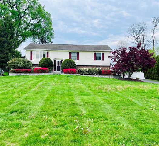 15 Sycamore Road, Brewster, NY 10509