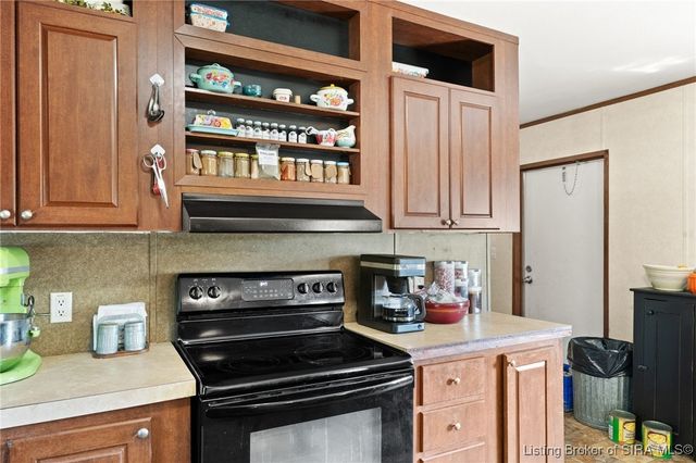 5187 W State Road 64, Taswell, IN 47175