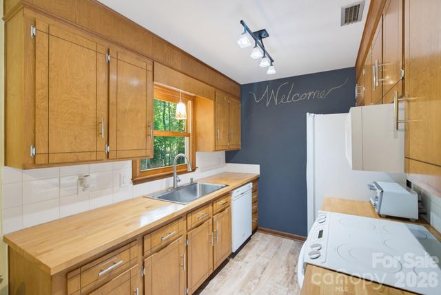 6306 Saddlewood Drive, Waxhaw, NC 28173