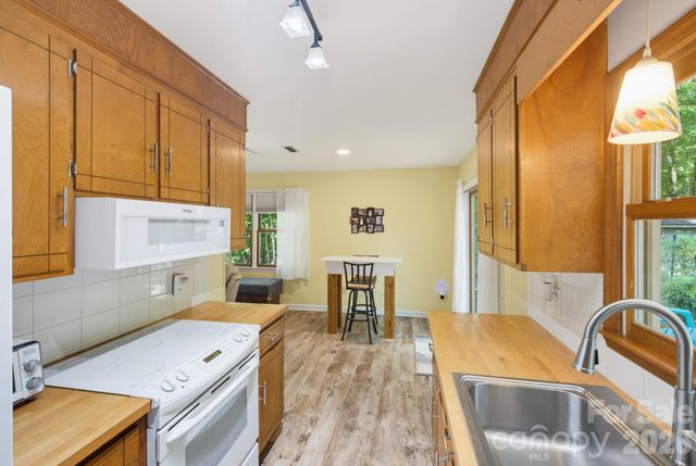 6306 Saddlewood Drive, Waxhaw, NC 28173