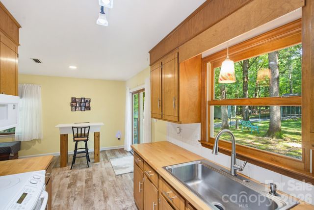 6306 Saddlewood Drive, Waxhaw, NC 28173