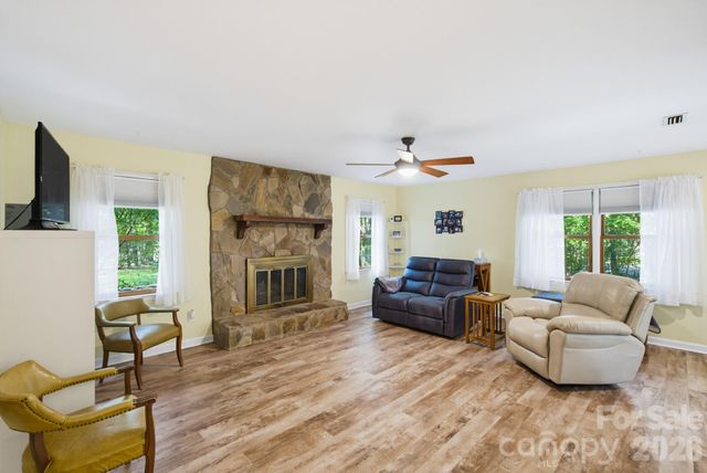 6306 Saddlewood Drive, Waxhaw, NC 28173