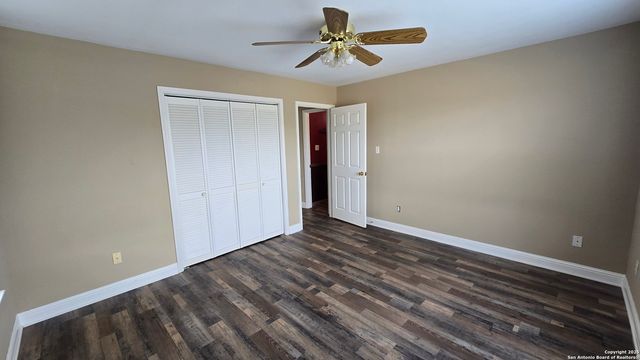 501 S Parker, Nixon, TX 78140