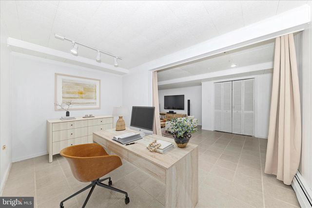 9504 VEIRS DR, Rockville, MD 20850