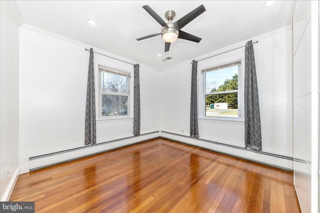 9504 VEIRS DR, Rockville, MD 20850