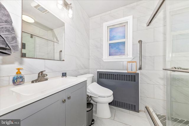 9504 VEIRS DR, Rockville, MD 20850