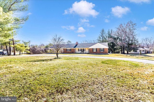 9504 VEIRS DR, Rockville, MD 20850