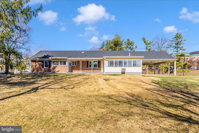 9504 VEIRS DR, Rockville, MD 20850