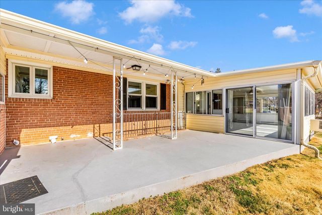 9504 VEIRS DR, Rockville, MD 20850