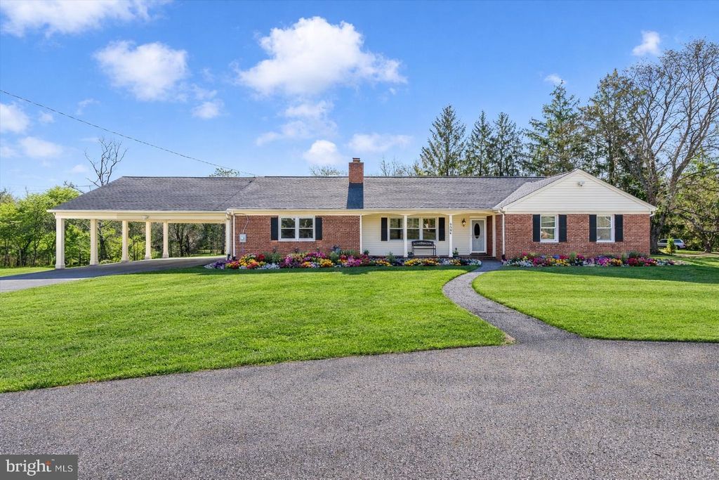 9504 VEIRS DR, Rockville, MD 20850