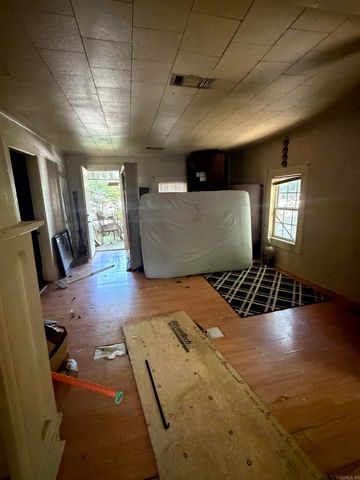 1405 W Washington, Jonesboro, AR 72401