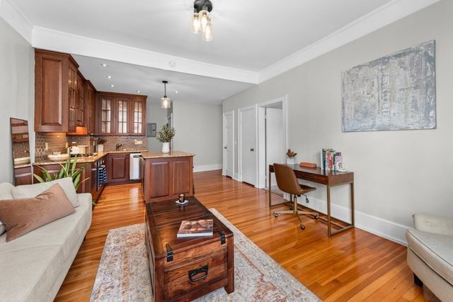 400 Marlborough St 9, Boston, MA 02115