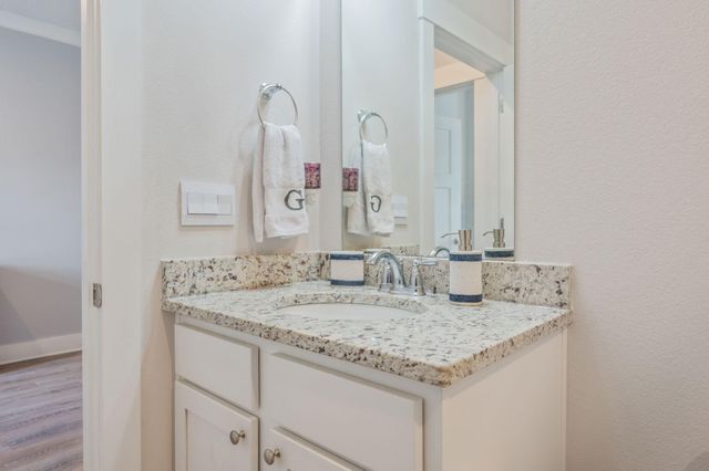 2413 Dakota Way, Crestview, FL 32536