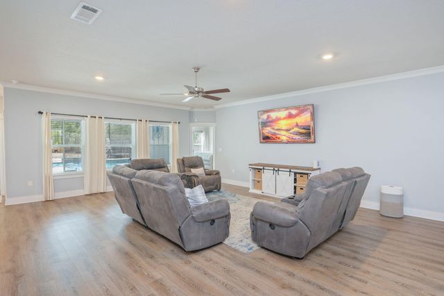 2413 Dakota Way, Crestview, FL 32536