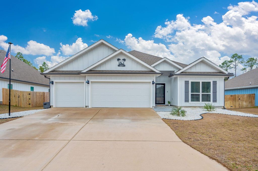2413 Dakota Way, Crestview, FL 32536