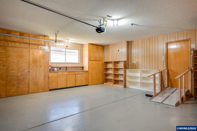 16205 SW King Charles Av, King City, OR 97224