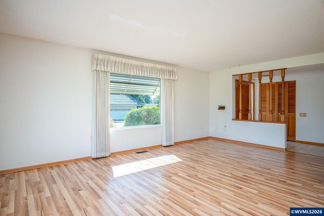 16205 SW King Charles Av, King City, OR 97224