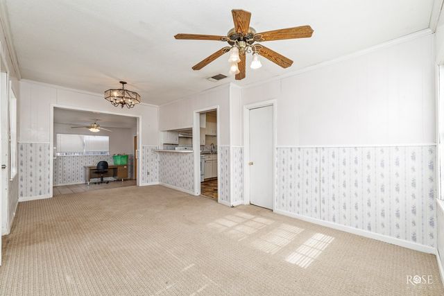 805 Mesquite Avenue, Sonora, TX 76950