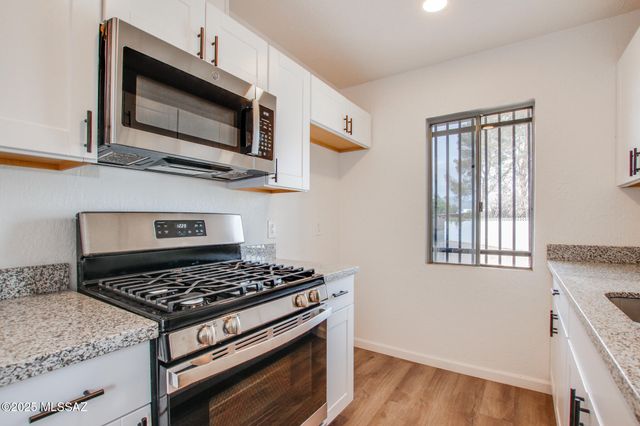 828 S Langley Ave Unit 101, Tucson, AZ 85710