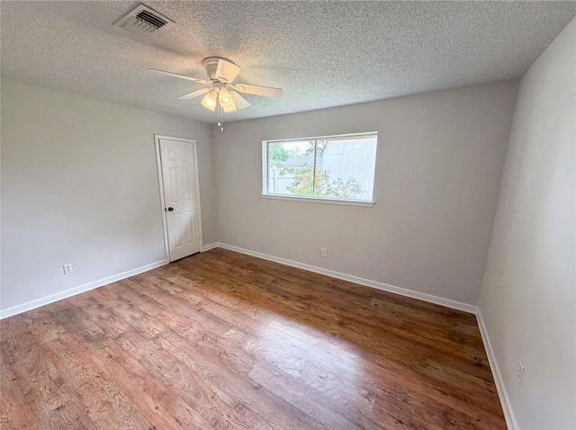 1902 New Orleans Street, Deer Park, TX 77536