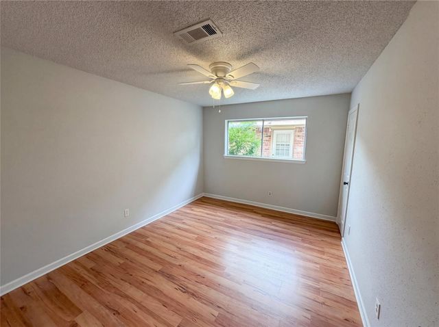 1902 New Orleans Street, Deer Park, TX 77536