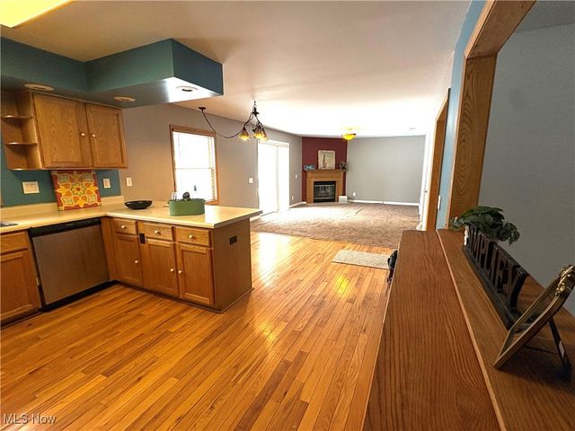 209 Maple Avenue, St Clairsville, OH 43950