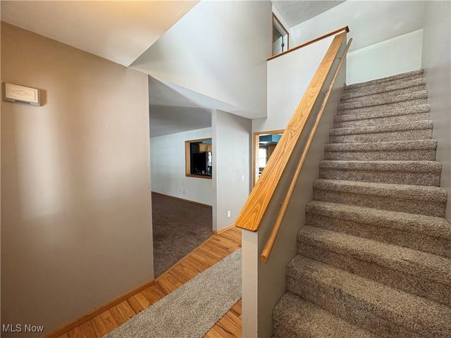 209 Maple Avenue, St Clairsville, OH 43950