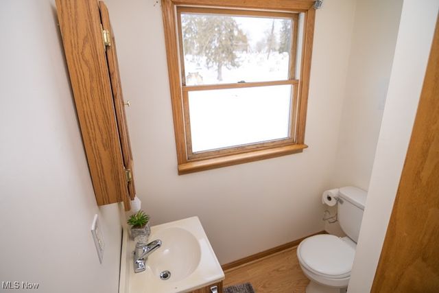 209 Maple Avenue, St Clairsville, OH 43950