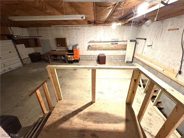 209 Maple Avenue, St Clairsville, OH 43950