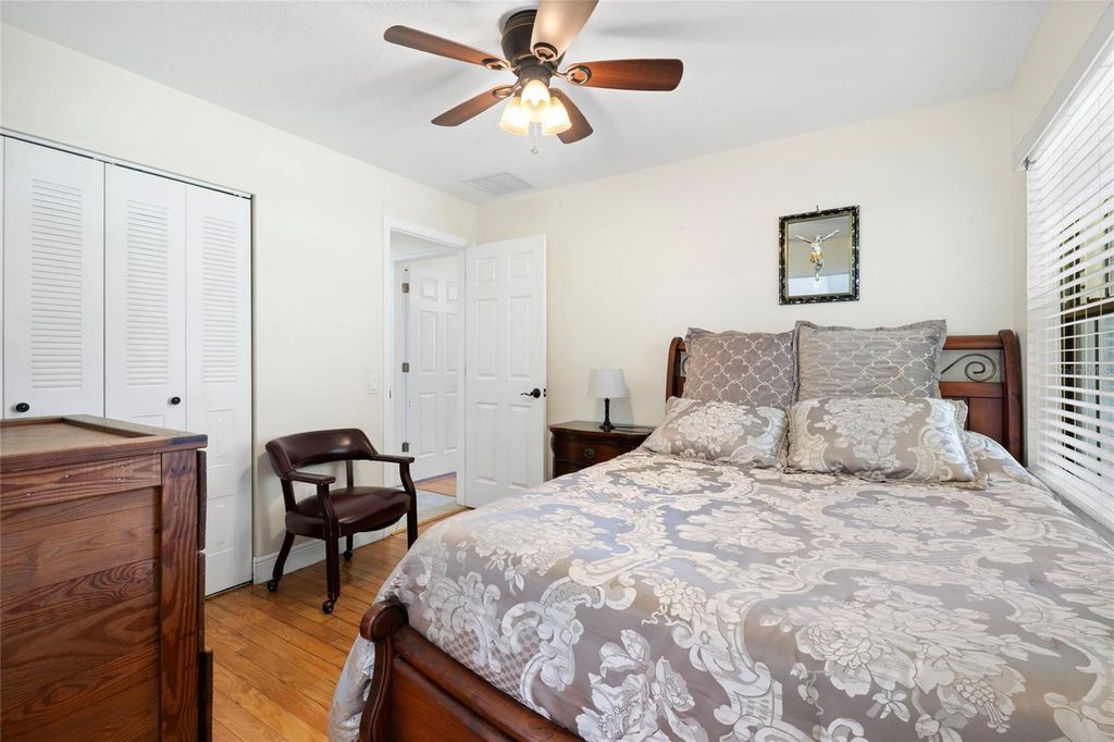 Image 23 of property listing at 6729 EDGEWORTH DRIVE, Orlando, FL 32819