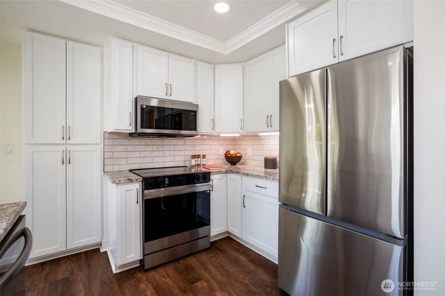 610 N 125th Street, Seattle, WA 98133