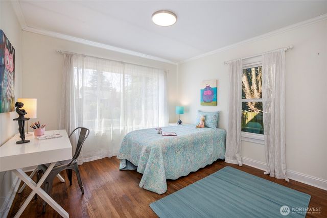 610 N 125th Street, Seattle, WA 98133
