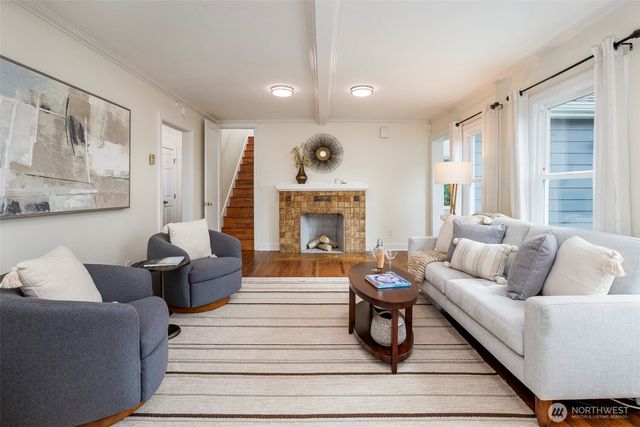 610 N 125th Street, Seattle, WA 98133