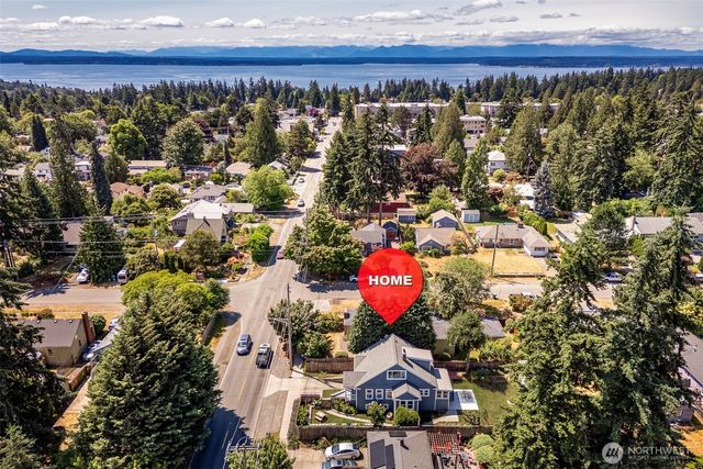 610 N 125th Street, Seattle, WA 98133