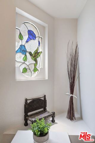 29700 Windsong Lane, Agoura Hills, CA 91301