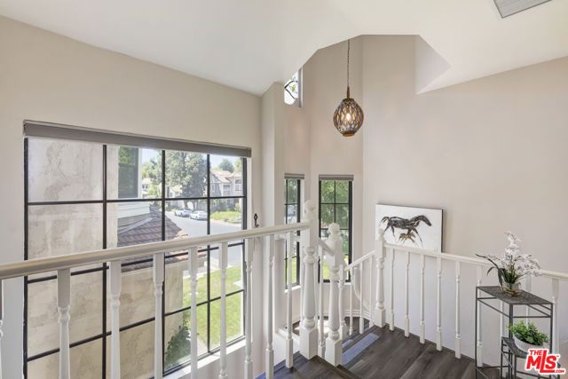 29700 Windsong Lane, Agoura Hills, CA 91301