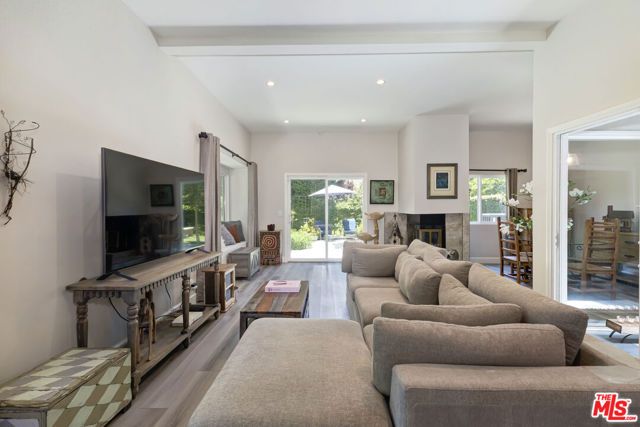 29700 Windsong Lane, Agoura Hills, CA 91301