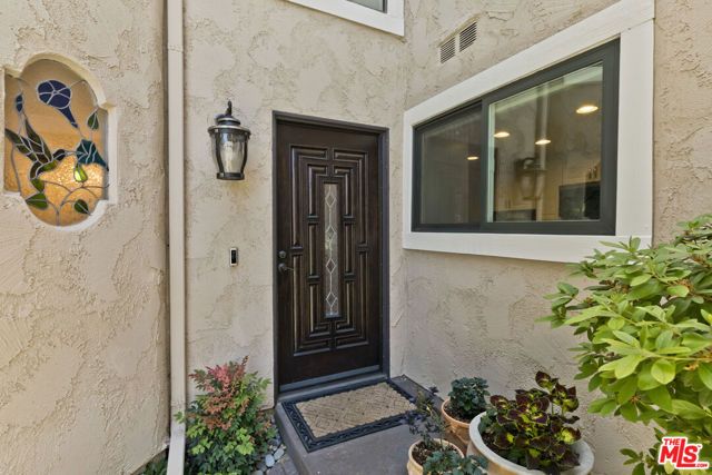 29700 Windsong Lane, Agoura Hills, CA 91301
