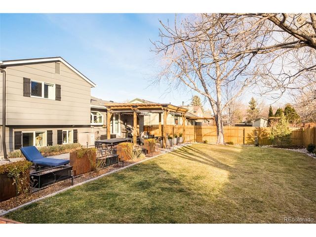 200 Acadia Ave, Lafayette, CO 80026