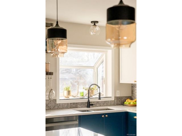 200 Acadia Ave, Lafayette, CO 80026