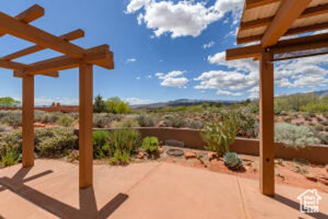 1151 W SHAWNEE CT, Ivins, UT 84738