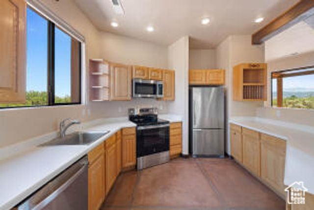 1151 W SHAWNEE CT, Ivins, UT 84738