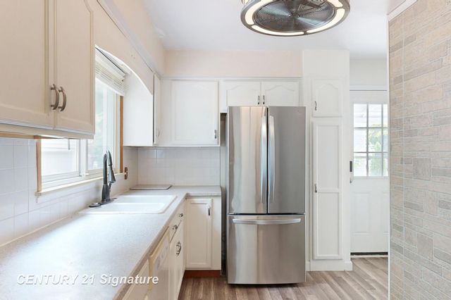 418 Labian Drive, Flushing, MI 48433