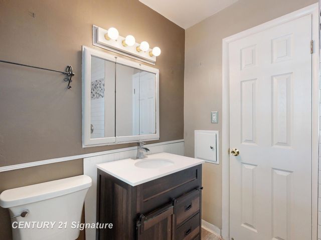 418 Labian Drive, Flushing, MI 48433