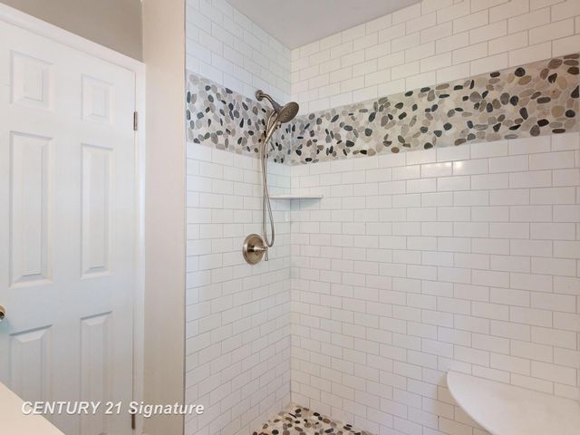 418 Labian Drive, Flushing, MI 48433